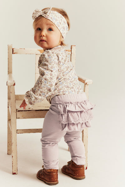 Baby purple leggings with ruffles