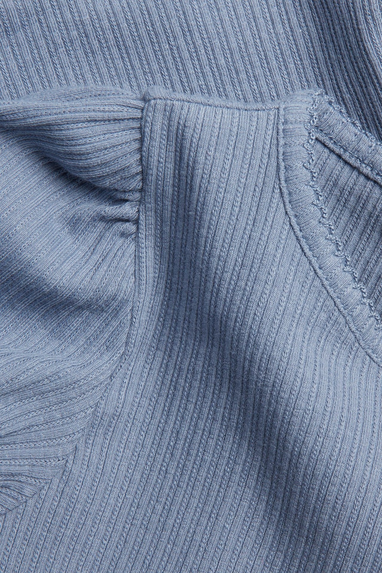 Kids blue short sleeve top with puff sleeves