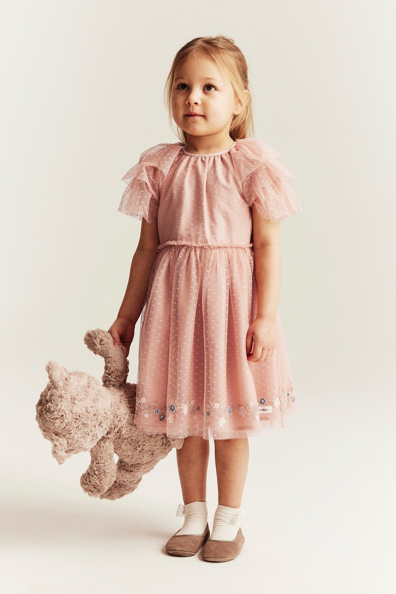 Kids pink mesh dress with ruffles