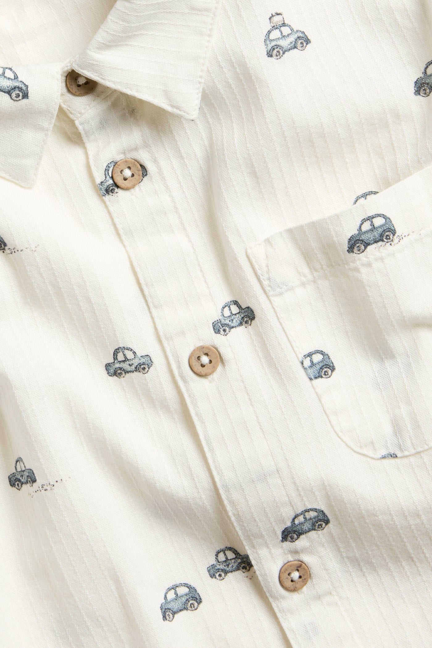 Kids' white shirt with car print