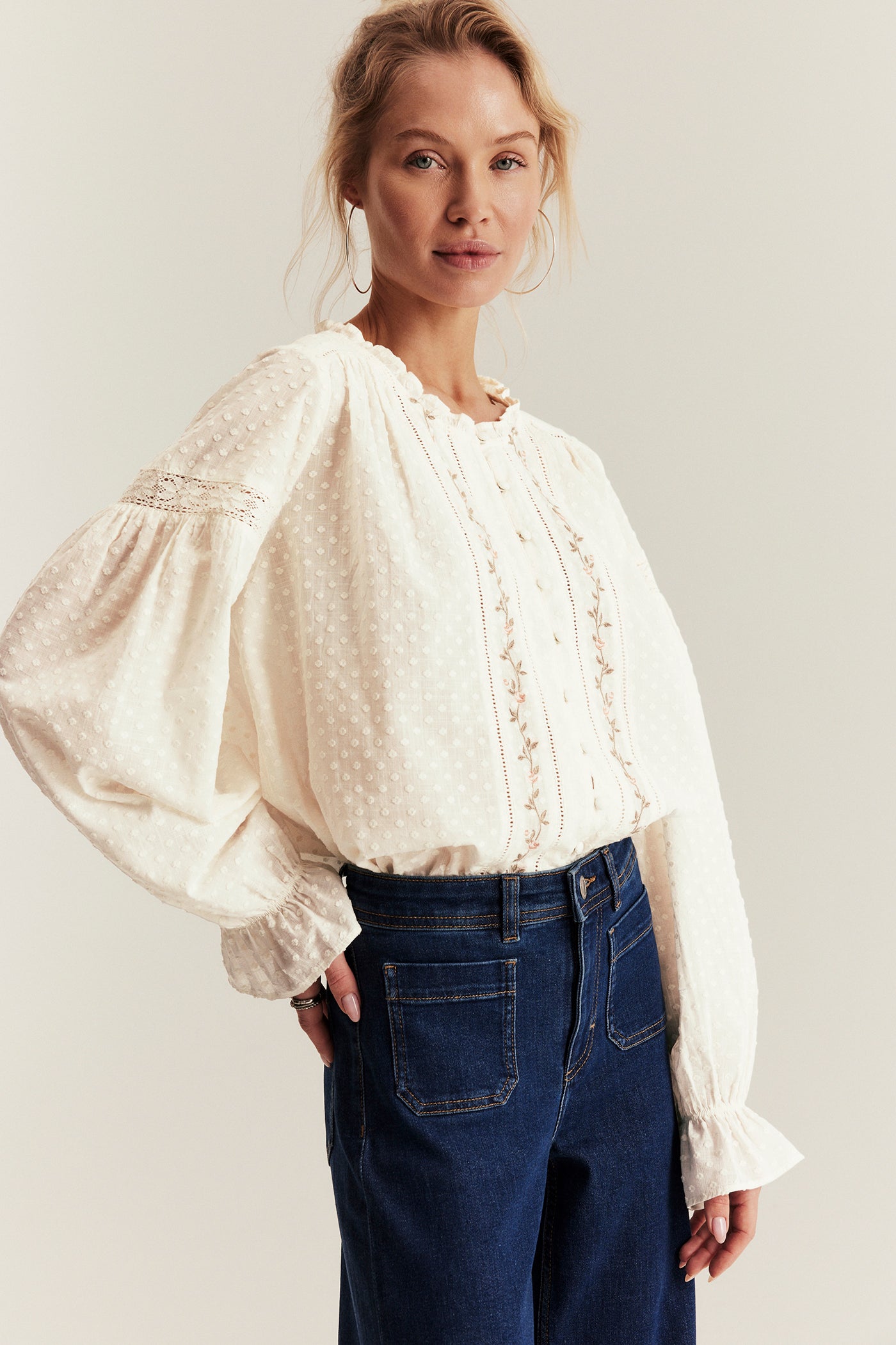 Women's white floral woven lace blouse