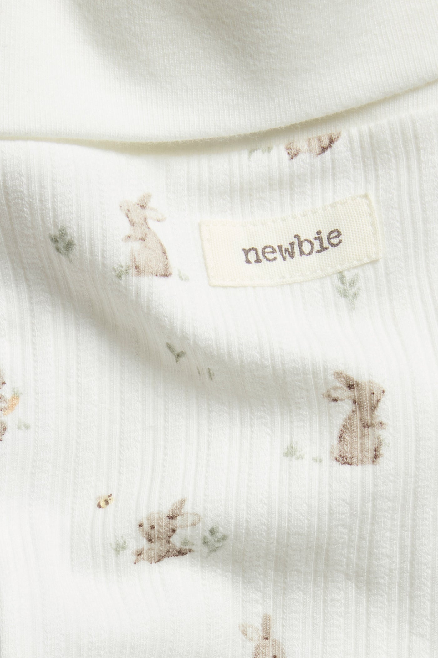 Baby white ribbed leggings with rabbits
