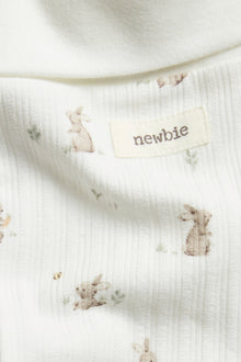 Baby white ribbed leggings with rabbits