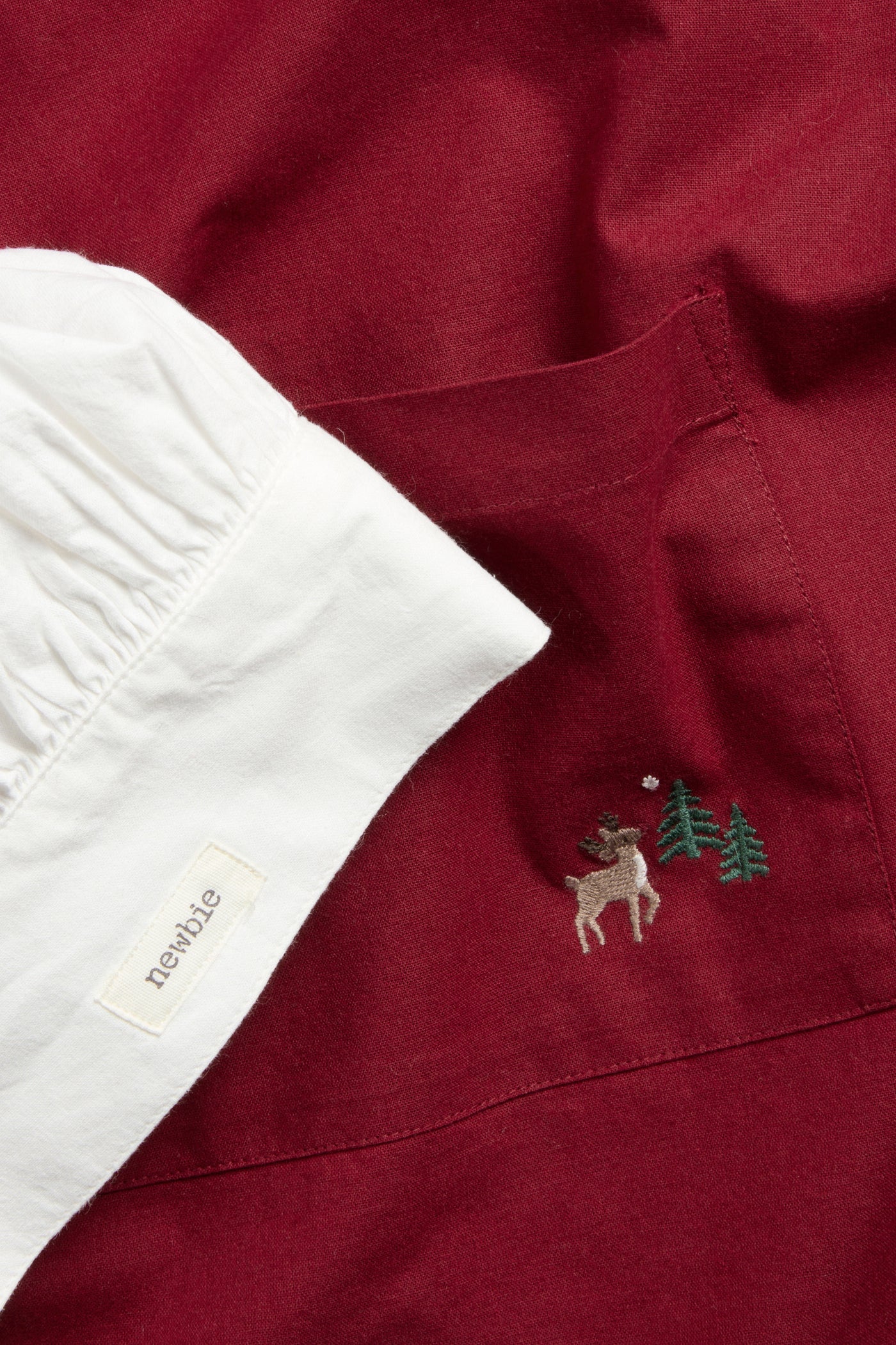 Kids’ red apron with baker’s hat