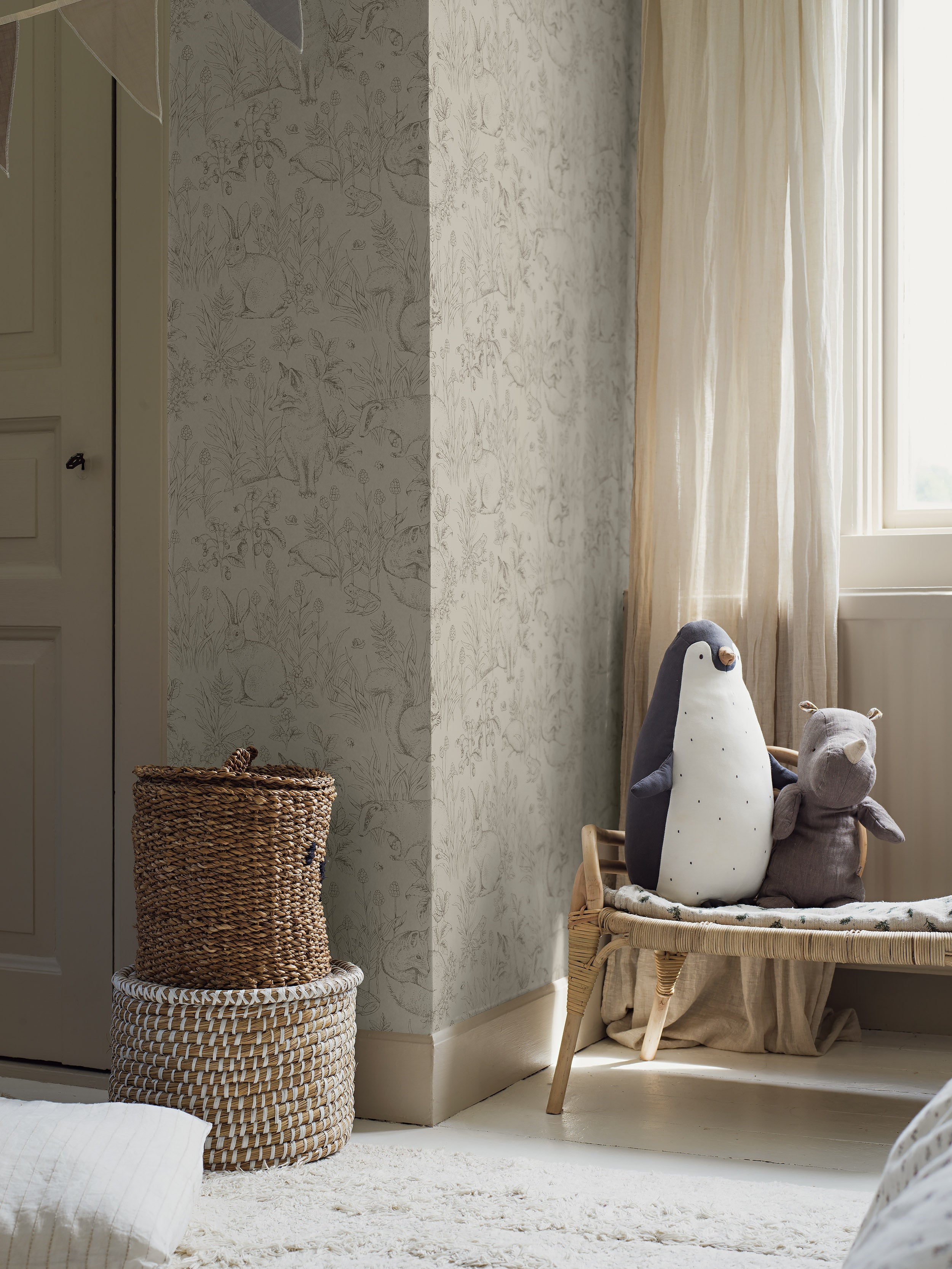 Forest Friends beige wallpaper