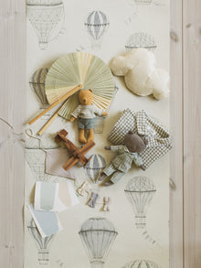 Up In The Sky grey wallpaper