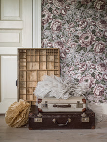 Rosie lilac floral wallpaper