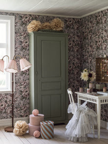 Rosie lilac floral wallpaper