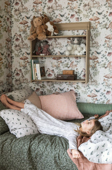 Minou off-white forest wallpaper