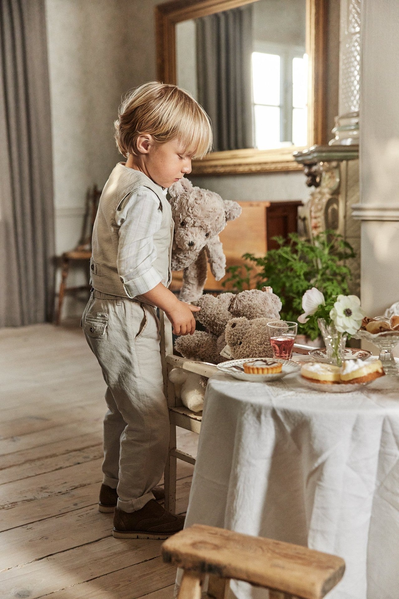 Baby beige woven trousers with suspenders