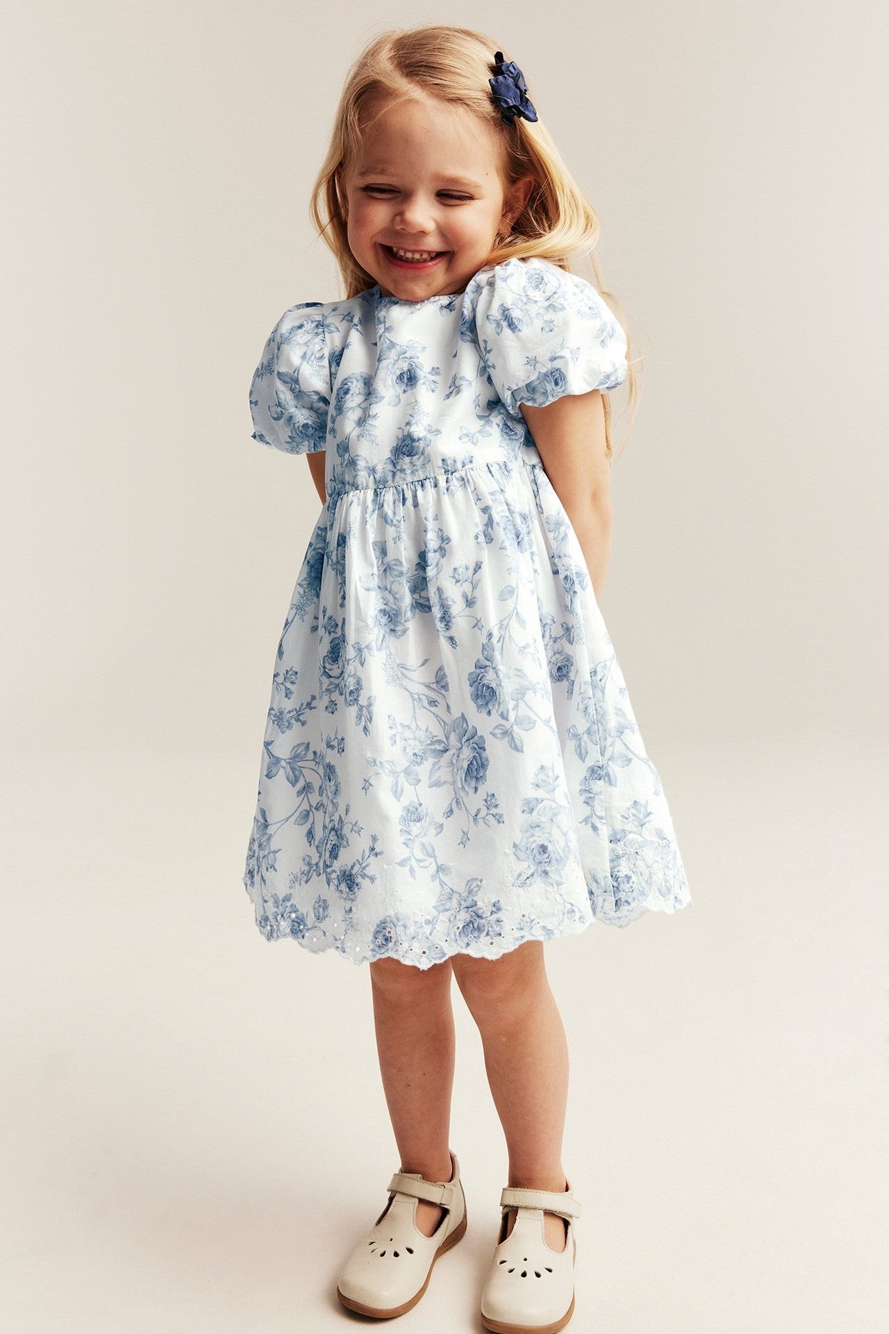 Kids floral embroidered short sleeve dress