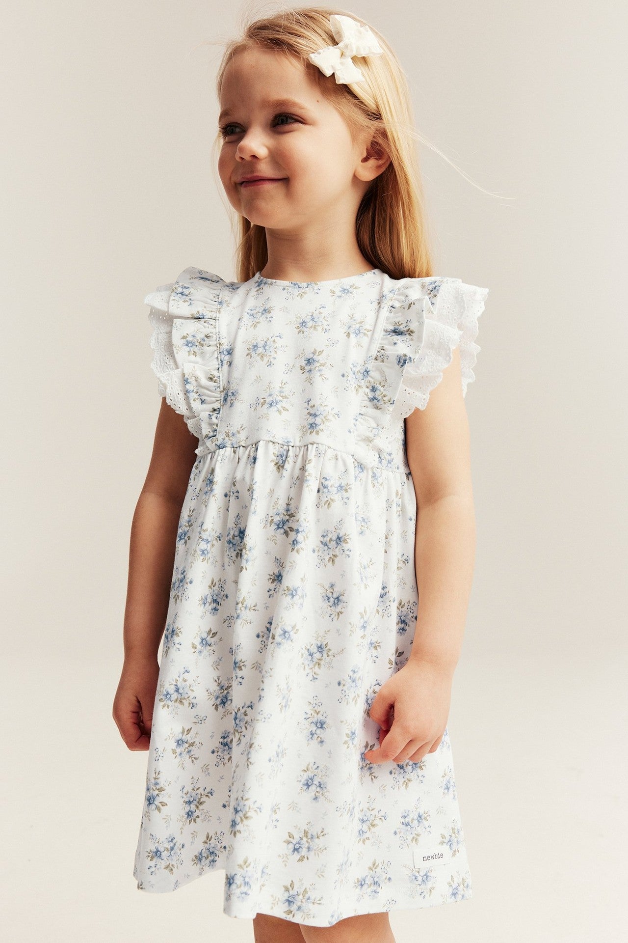 Kids floral dress with frill