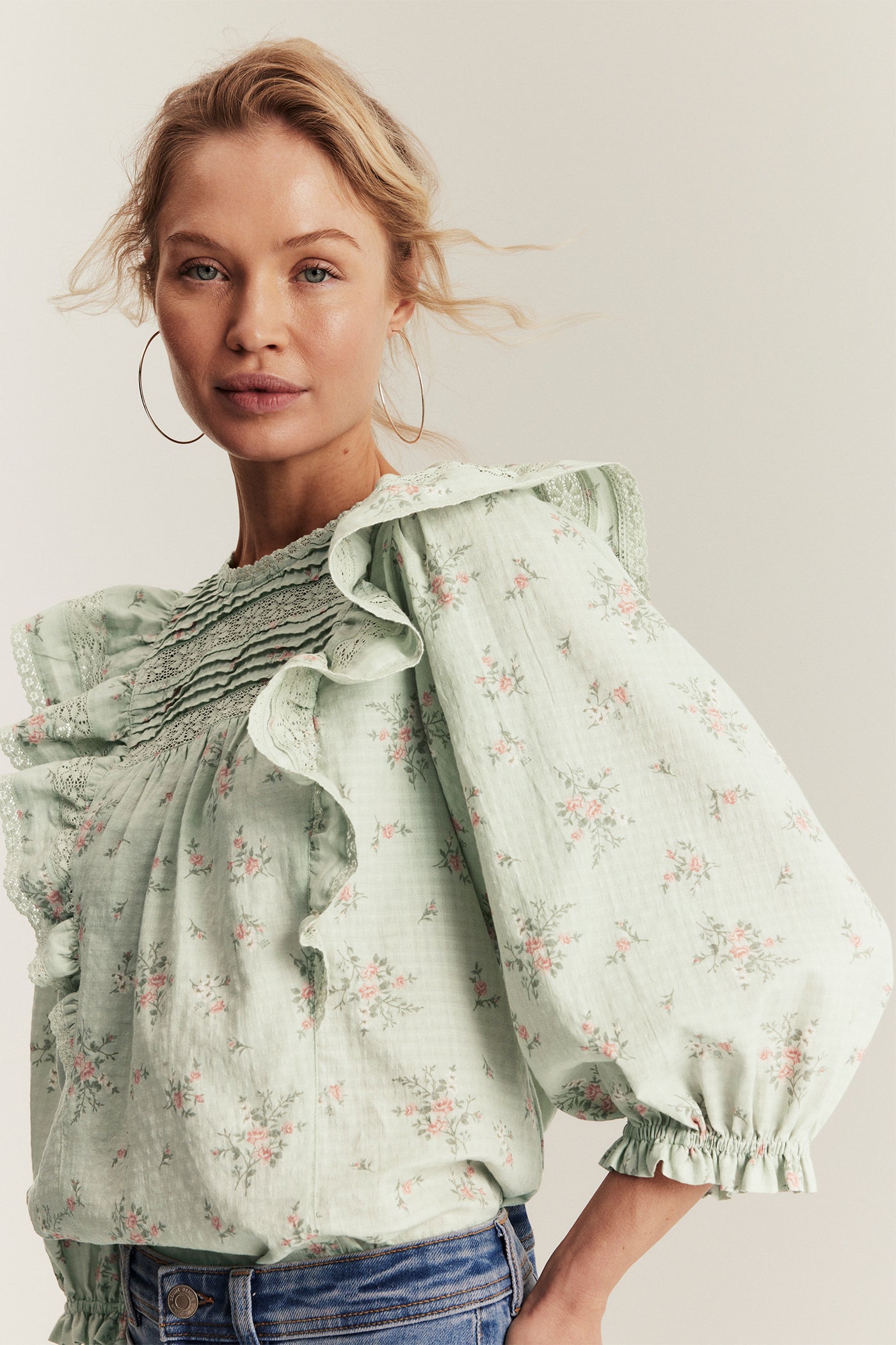 Women's green floral lace blouse with 3/4 sleeves