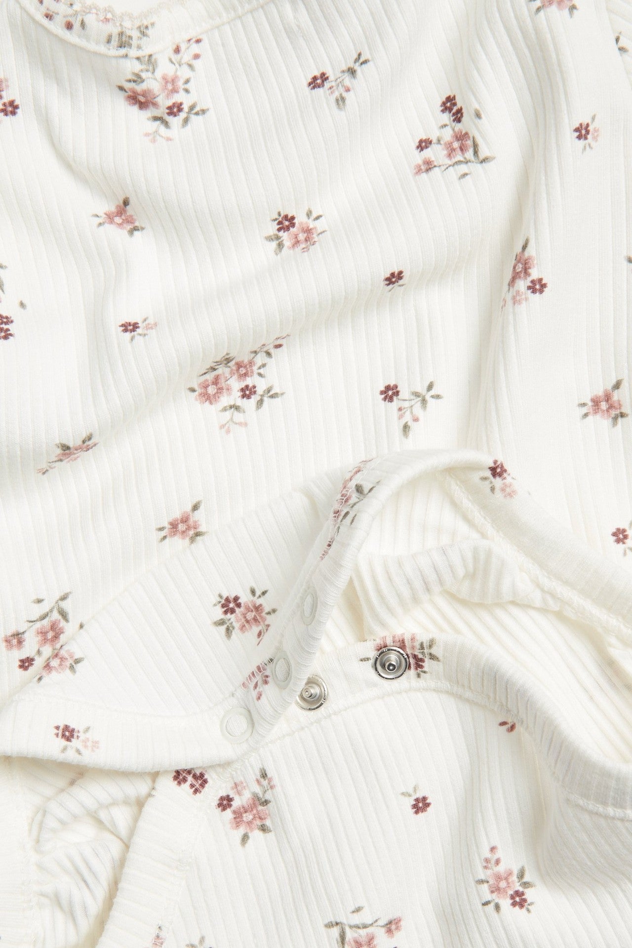 Baby white ribbed floral bodysuit