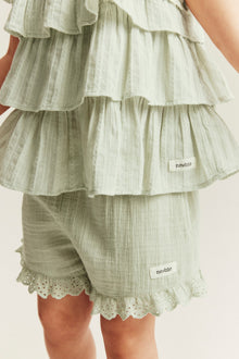 Kids woven shorts with frill