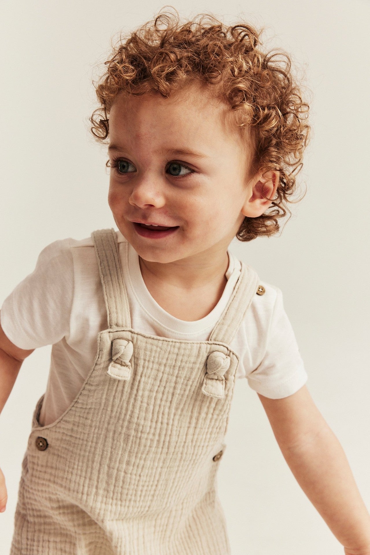 Baby beige dungaree shorts