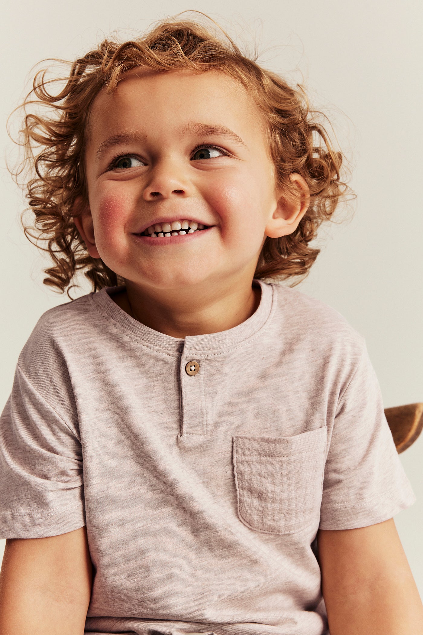 Baby & kids’ beige T-shirt in slub jersey with pocket