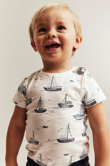 Baby bodysuit with sailing boats