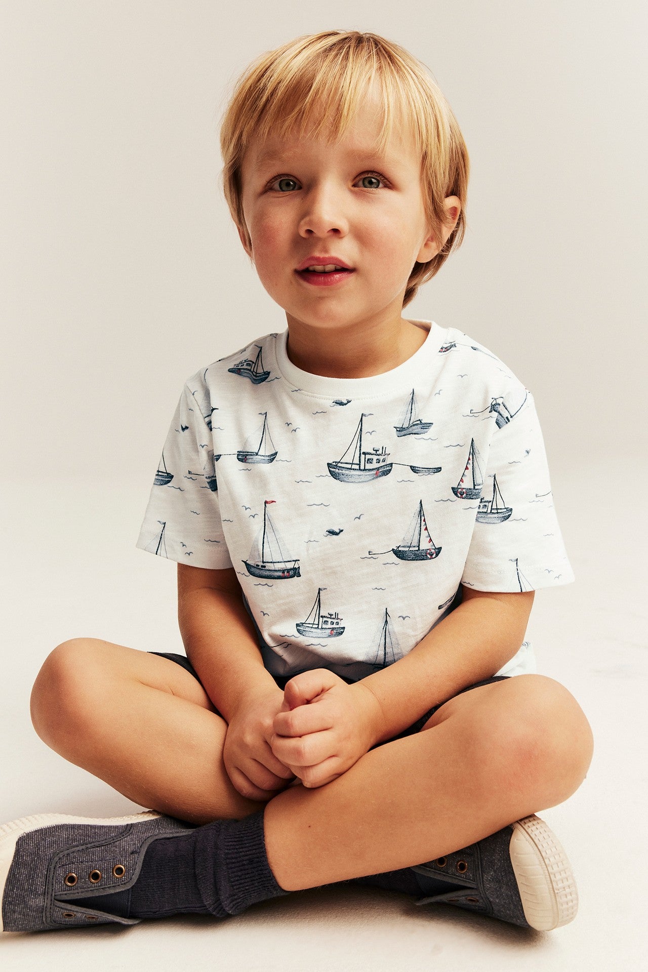 Kids sailing boat themed t-shirt