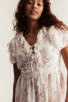 Women’s white floral chiffon dress