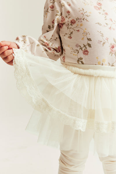 Baby white leggings with tulle skirt