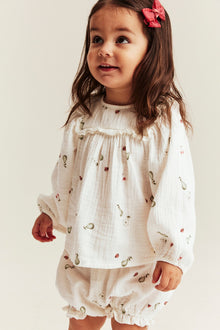 Baby white two-piece muslin set