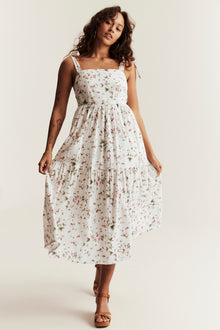 Women’s wild strawberry print dress