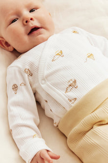 Baby bodysuit with hot air balloon motif