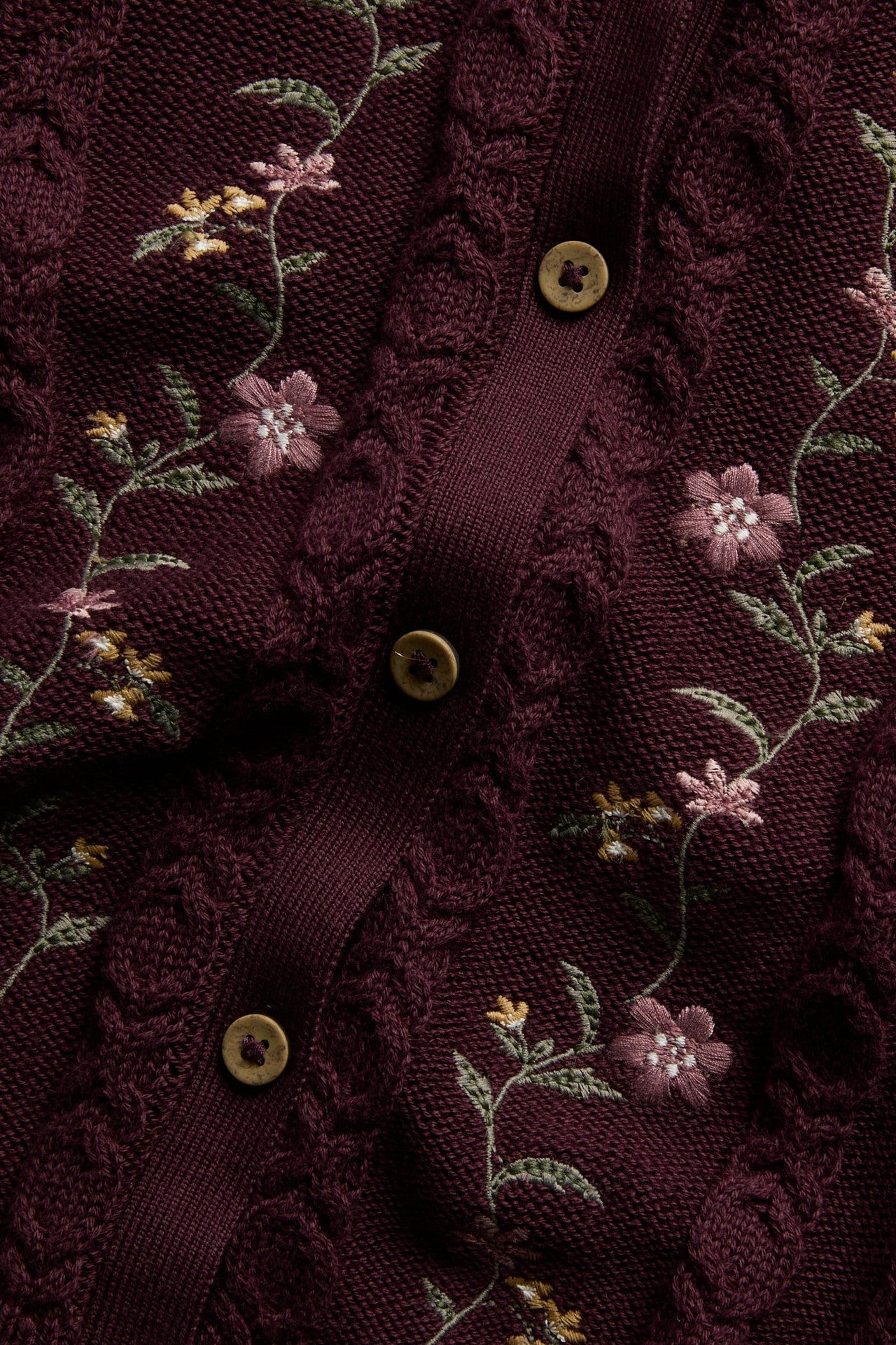 Baby & Kids cardigan with embroidery