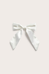Kids white hair clip with bow