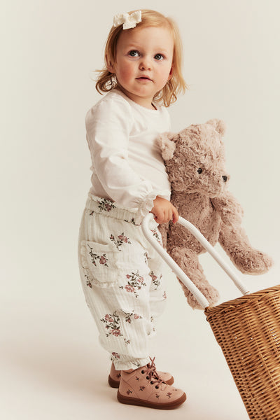Baby woven floral pants