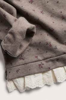 Baby & Kids sweatshirt with lace frill