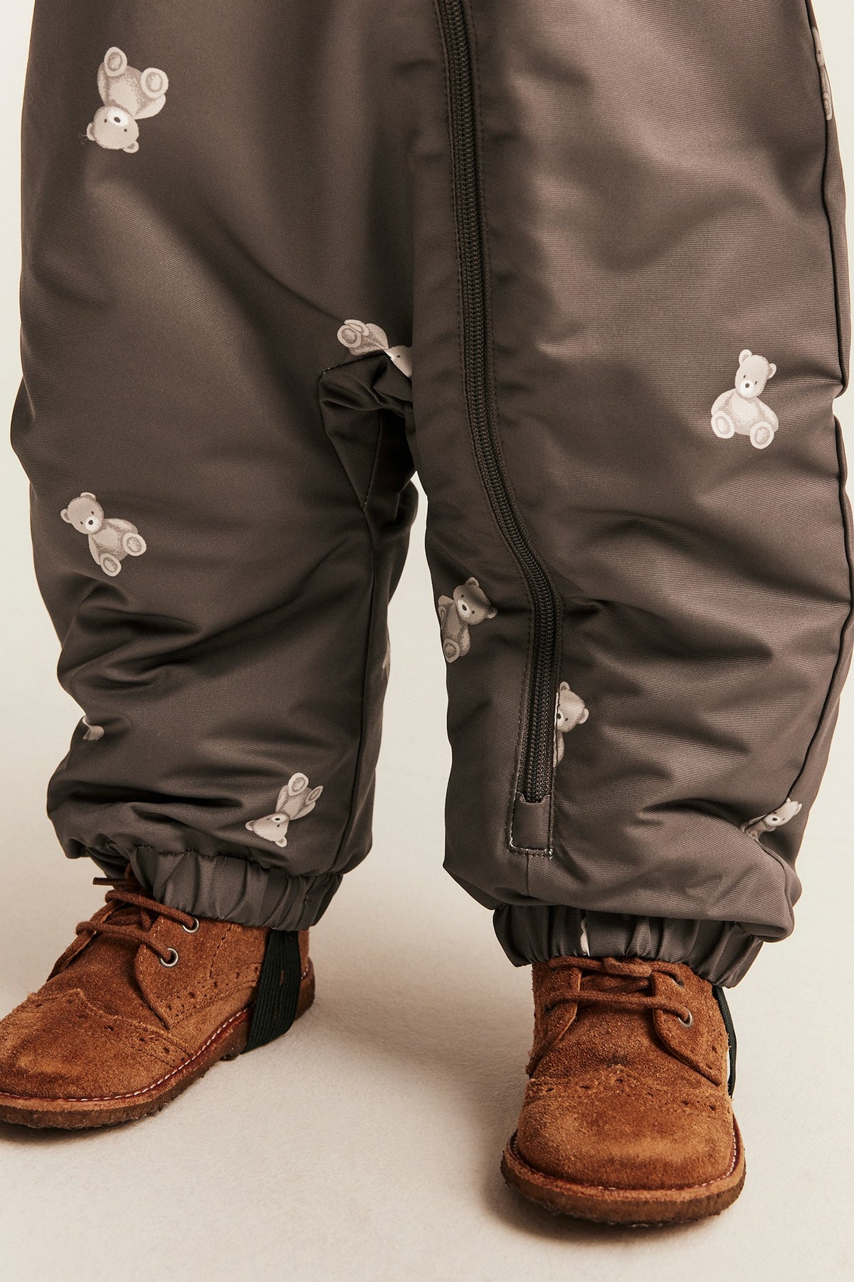 Baby brown pramsuit