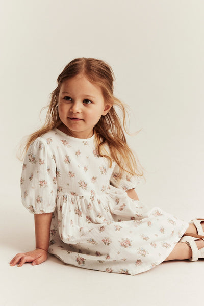 Kids floral dress with puff sleeves