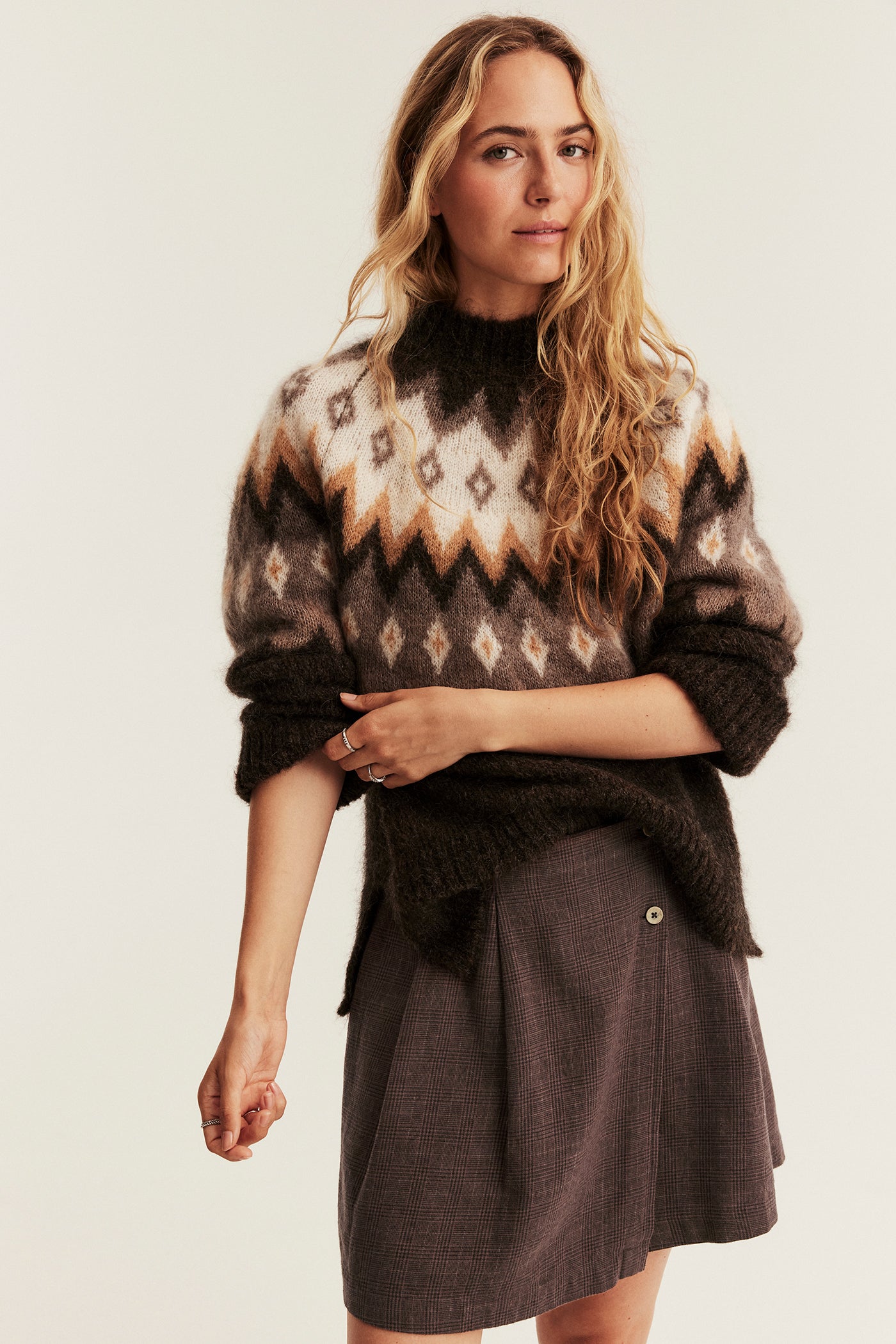 Women's brown short checked skirt