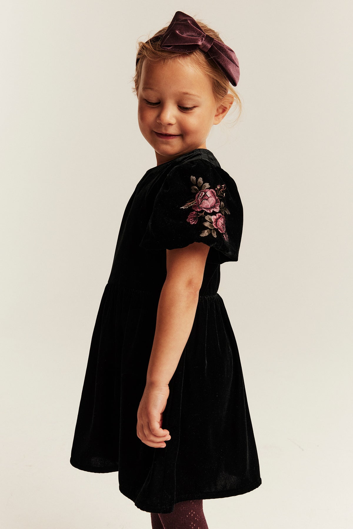 Kids black velvet dress with embroidery