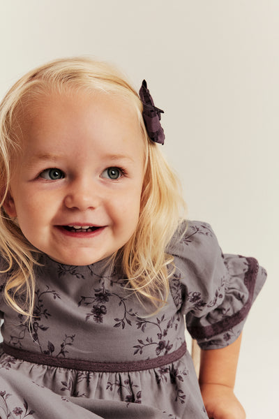 Baby lilac floral dress with frills