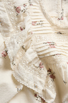 Women’s floral lace blouse
