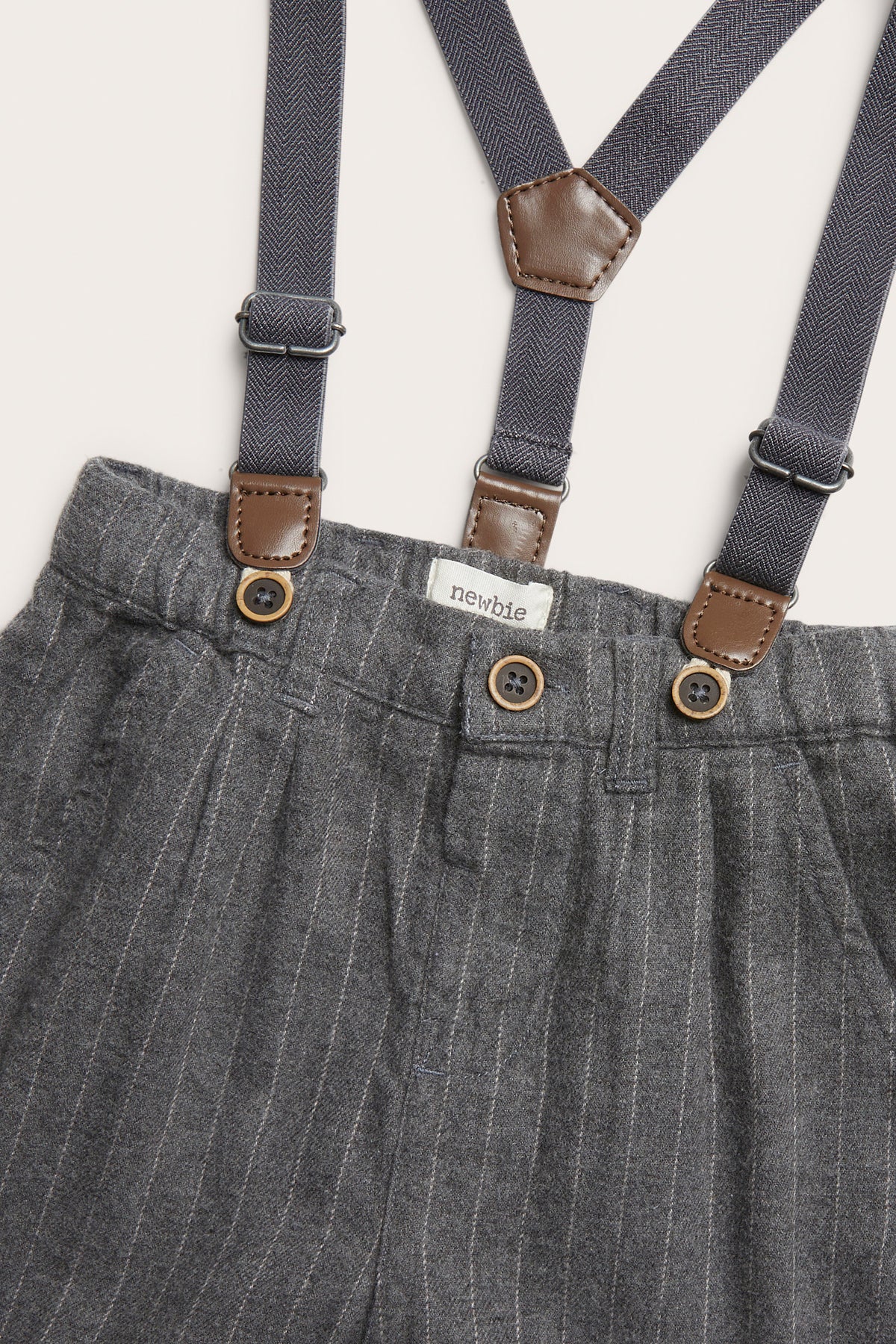 Baby grey woven pants with braces