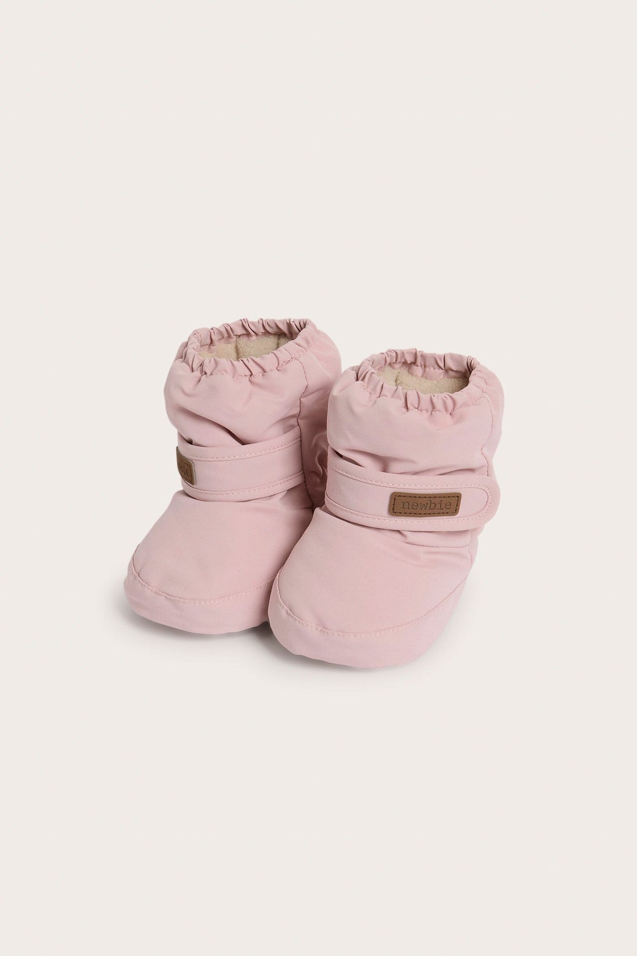 Baby pink water-repellent booties