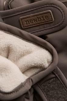Baby brown lined mittens