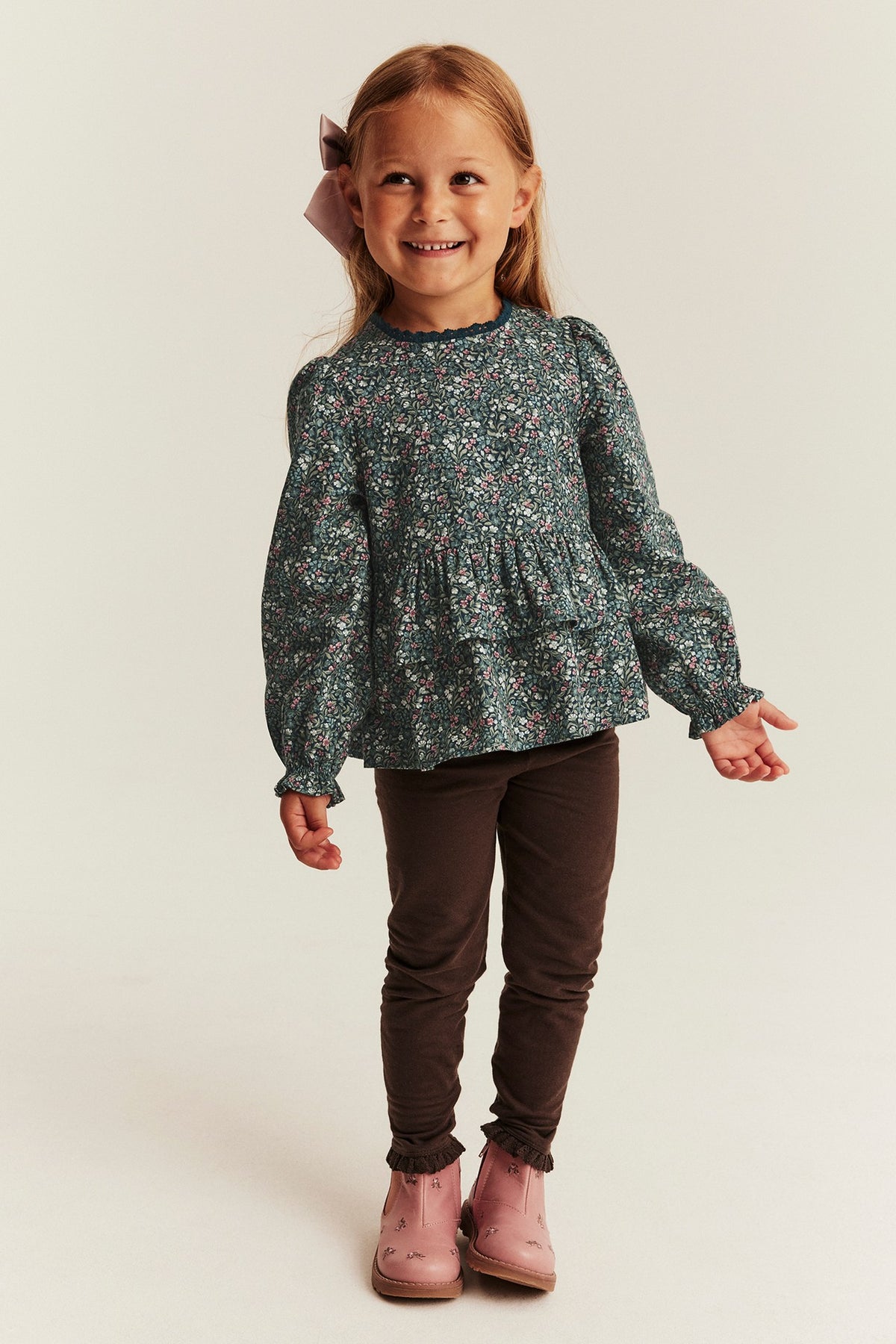 Kids floral blouse with frills