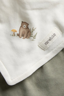 Baby bear-themed bibs (2-pack)