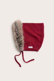 Kids red knitted hat with fake fur