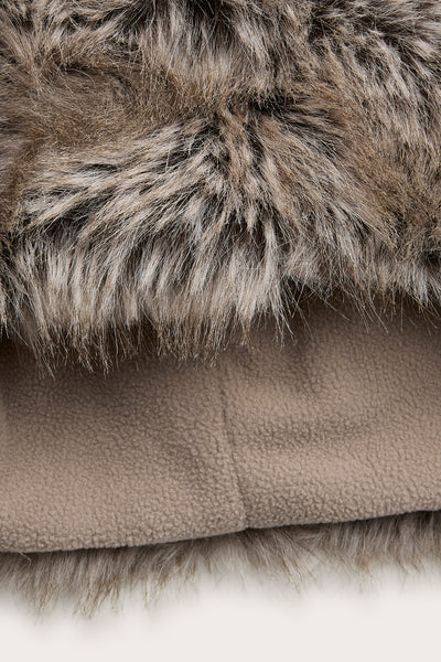 Kids brown fluffy hat with ears