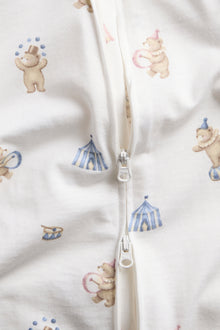 Baby white pyjamas with teddy bears motif