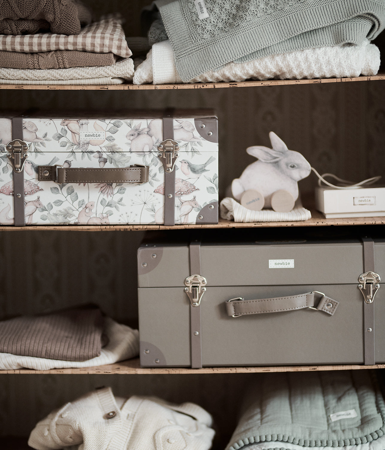 Beige forest print trunk