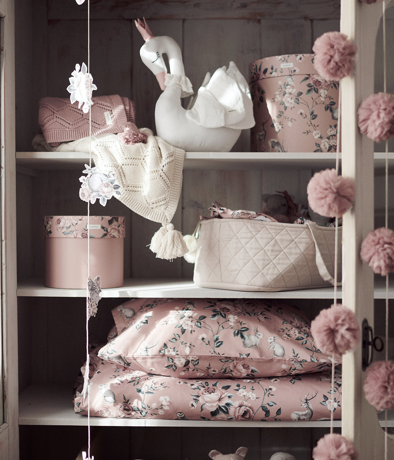 Beige quilted doll basket