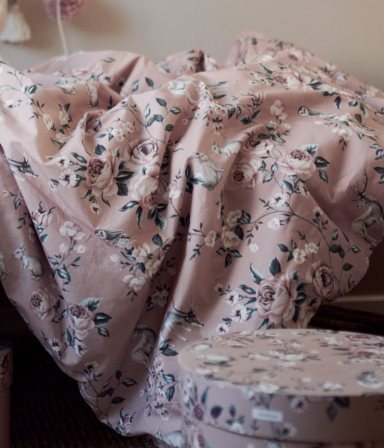 Kids pink forest print bedding set 140x200